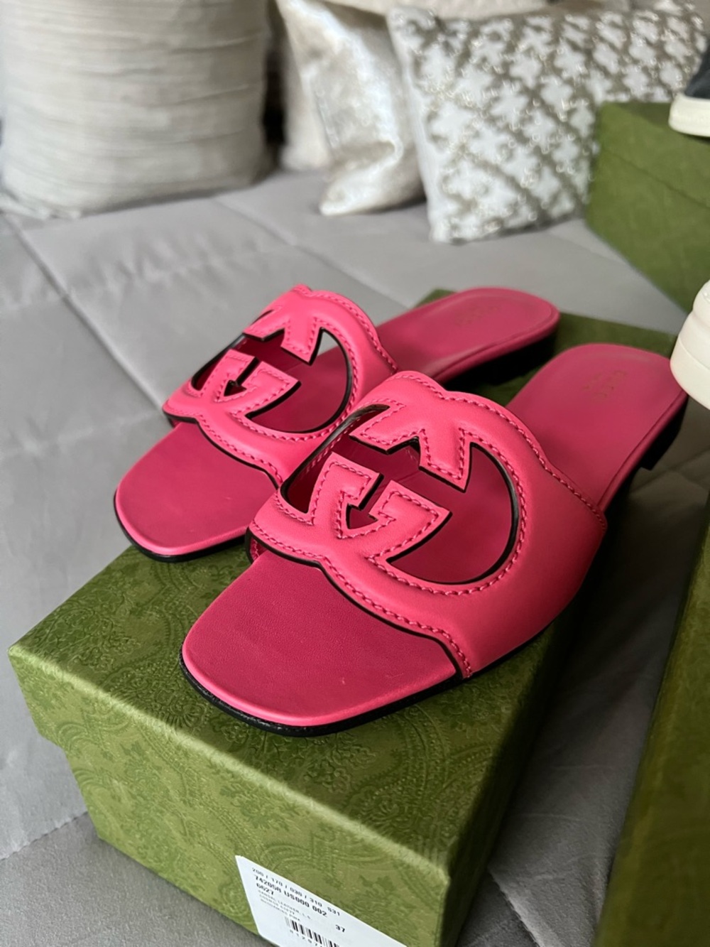Gucci Hot Pink Leather Logo Slide Sandals